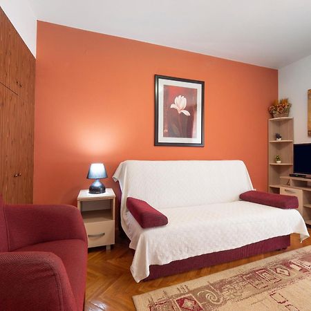 Apartments Marina Свети Стефан Екстериор снимка