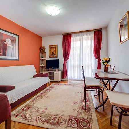 Apartments Marina Свети Стефан Екстериор снимка