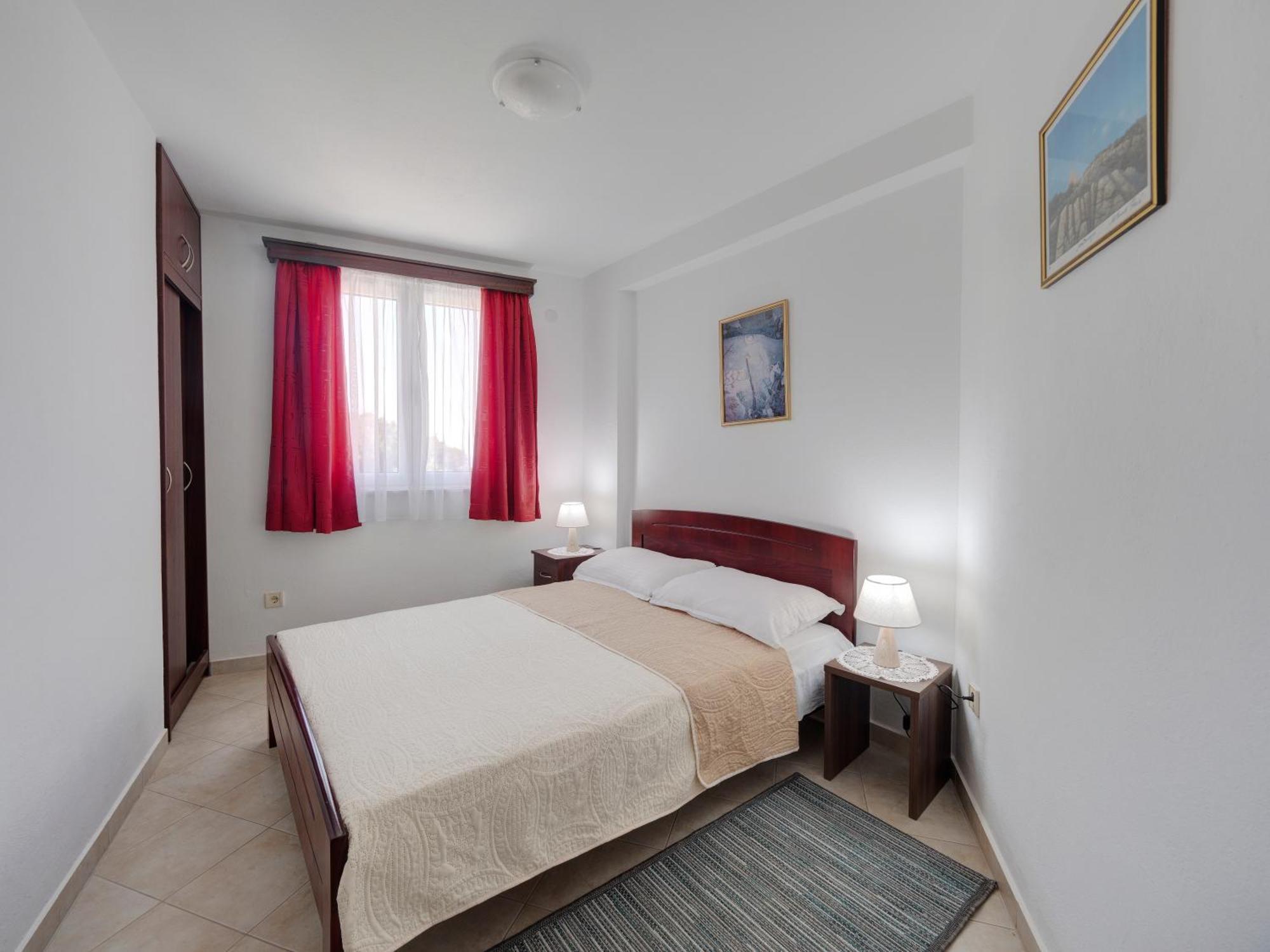 Apartments Marina Свети Стефан Екстериор снимка