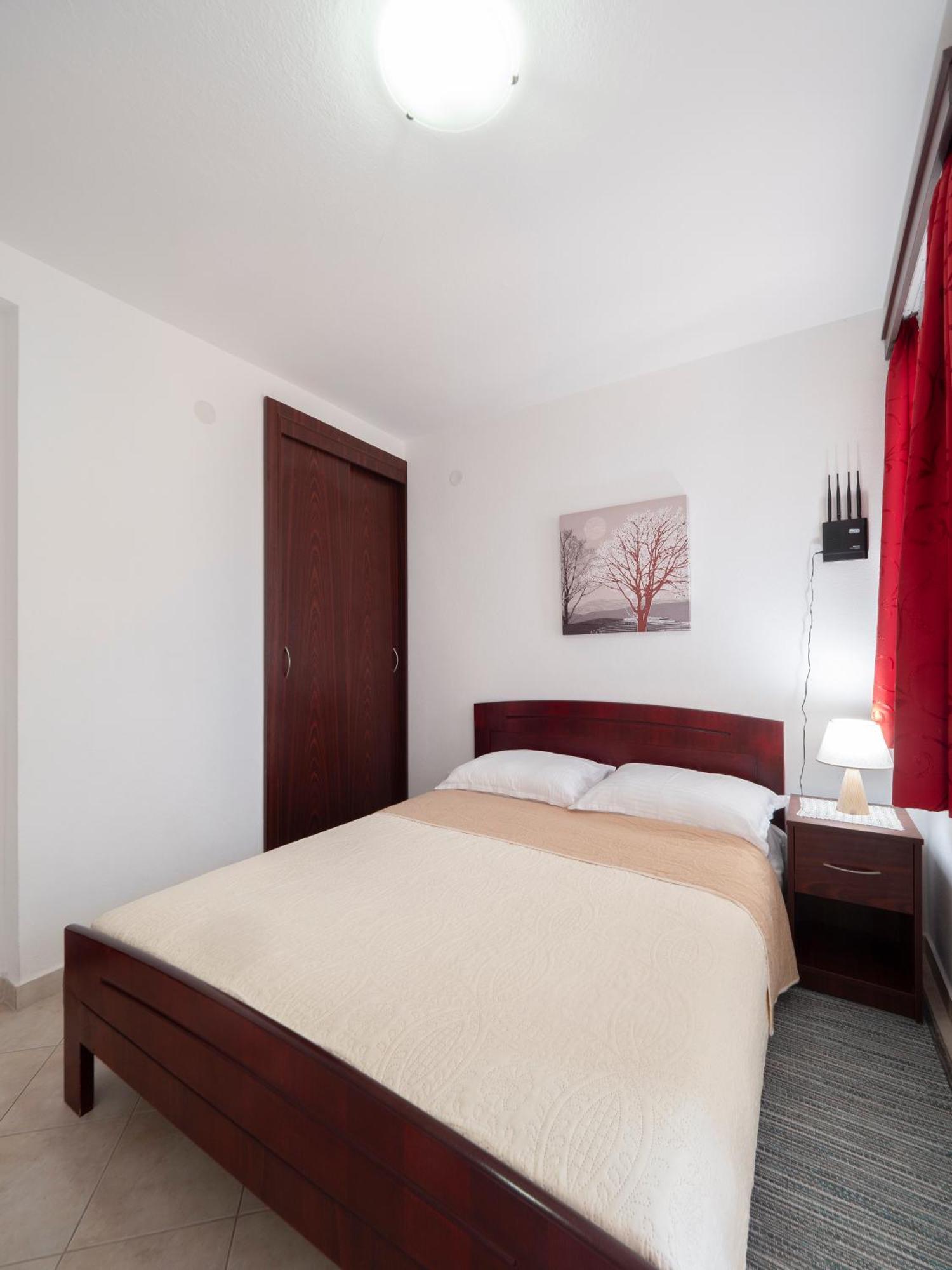 Apartments Marina Свети Стефан Екстериор снимка