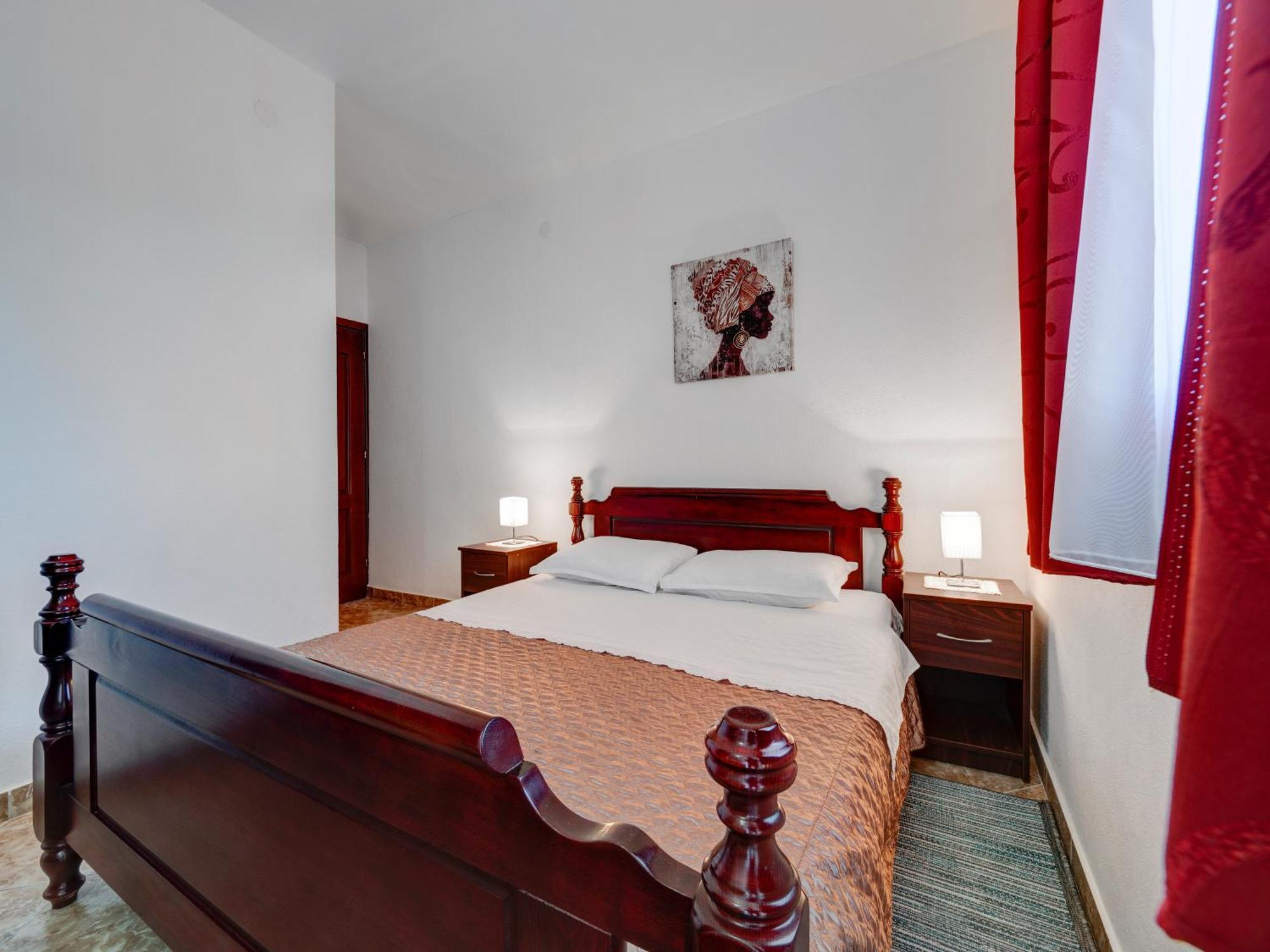 Apartments Marina Свети Стефан Екстериор снимка