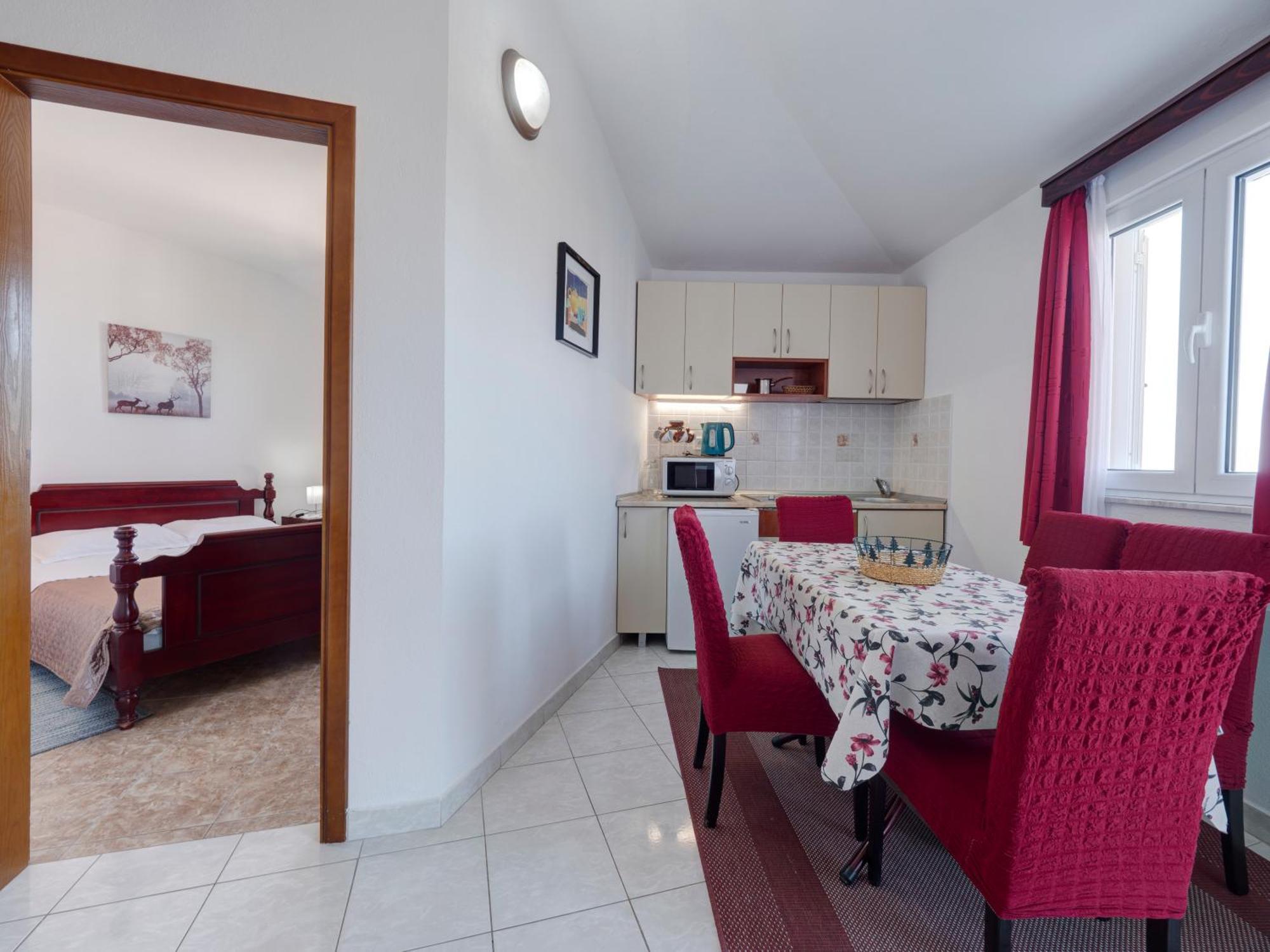 Apartments Marina Свети Стефан Екстериор снимка