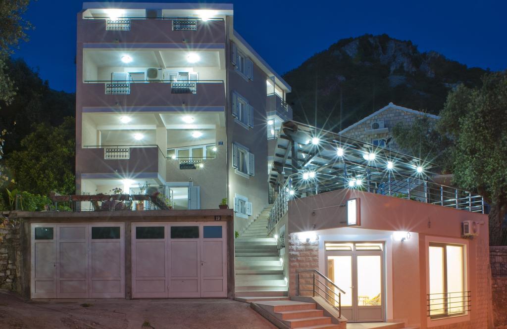 Apartments Marina Свети Стефан Екстериор снимка